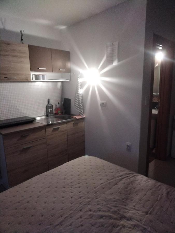 Studio Apartman Mir Apartman Magyarkanizsa Kültér fotó